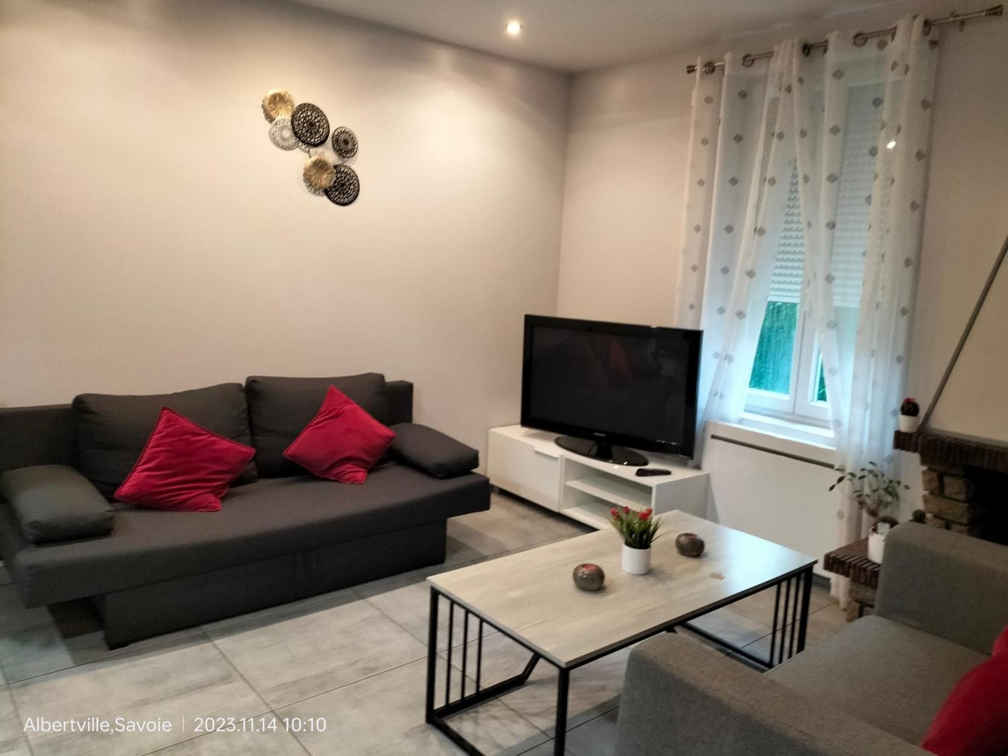 Residence Lawawi Pres De La Gare Au Calme Albertville Ngoại thất bức ảnh